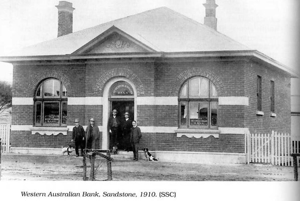 Old Postcards - WA Bank, Sandstone